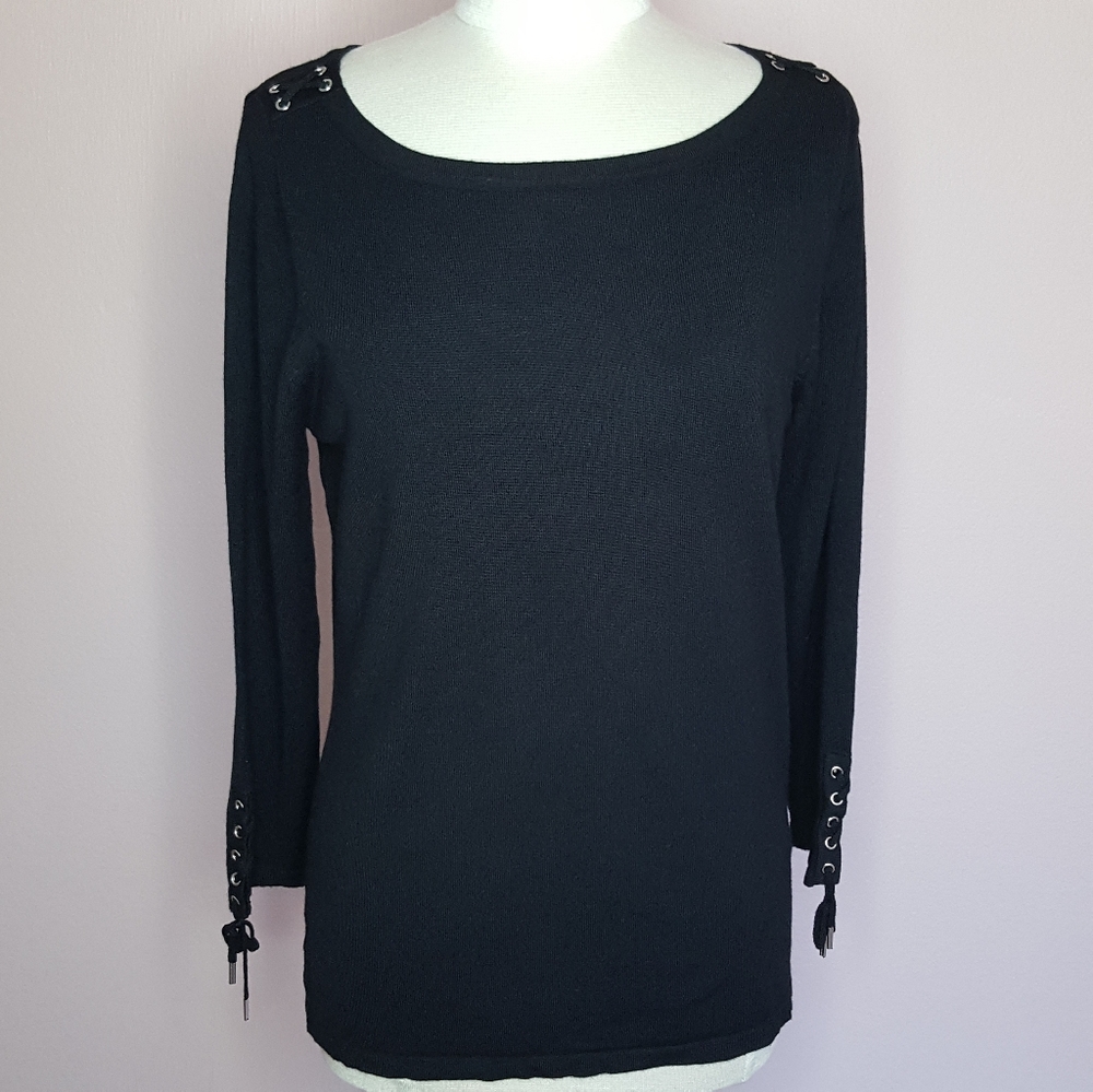 Cable & Guage Black Scoop Neck Sweater